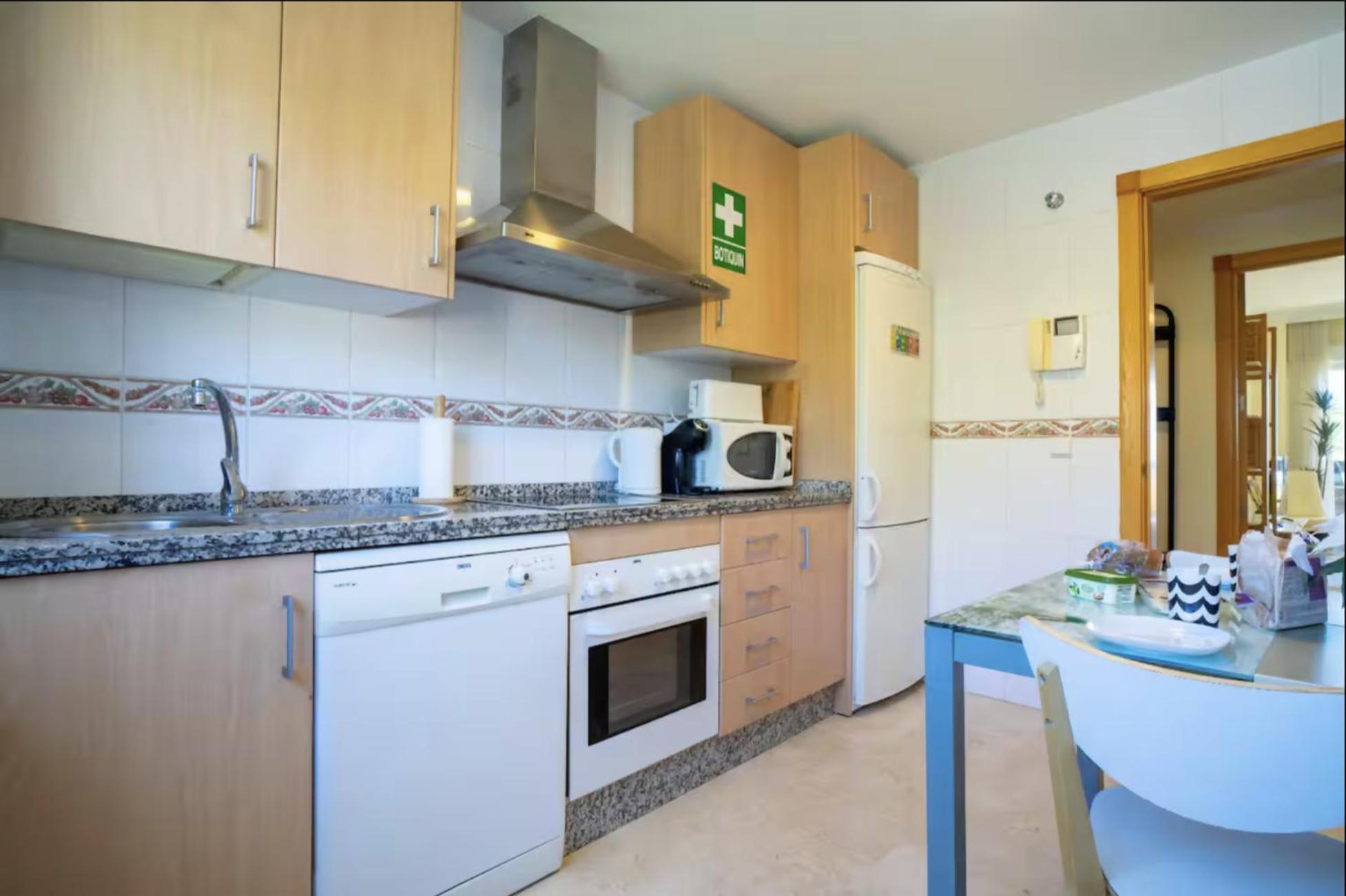 Cyv Nice Apartment W A Pool Close To The Beach 贝纳尔马德纳 外观 照片